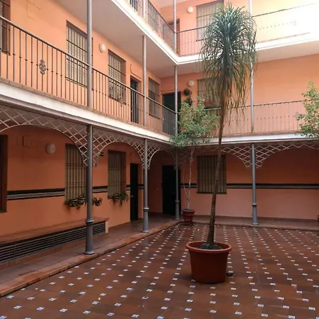 Segura Donkey Apartment Seville Exterior photo